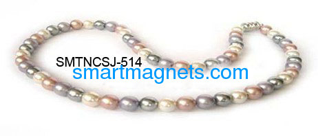 Imitates pearl color magnetic necklace