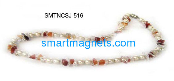pearl color magnetic necklace Appendix beaded glass