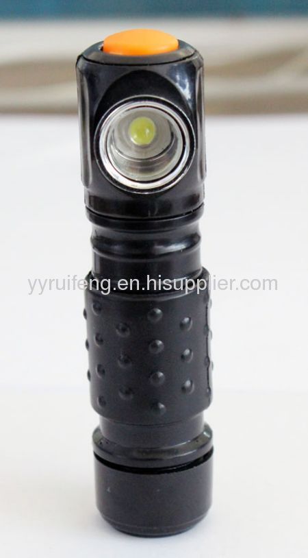 Plastic LED flashlight