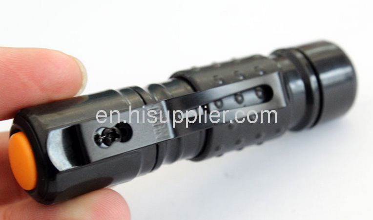 Led magnetic base flashlight