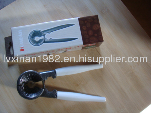 Export plastic handles walnut nuts crackers mutifunctional used as bottle opener