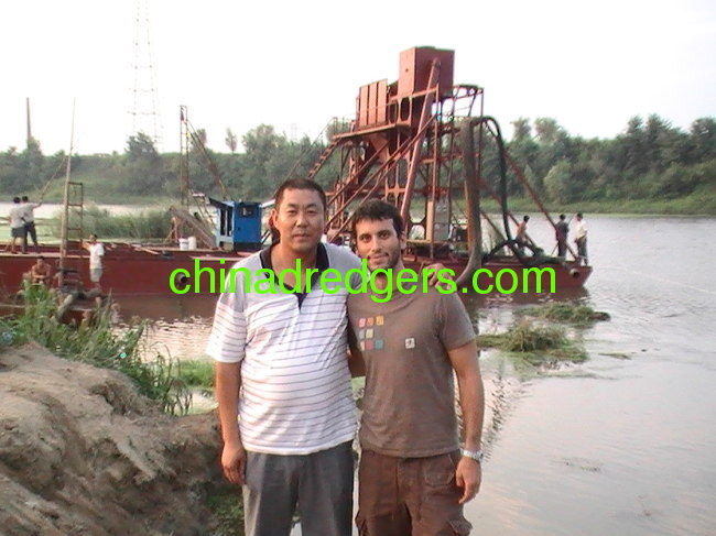 Sand pumpingof gold equipment