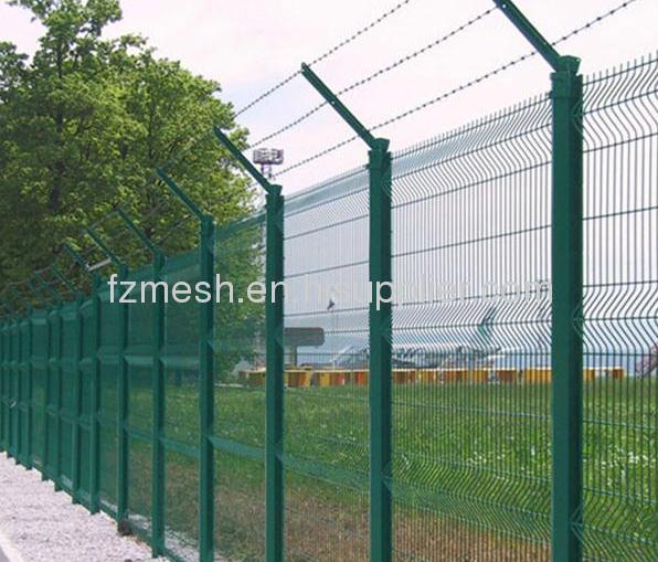 Barbed low carbon steel wire mesh fence 