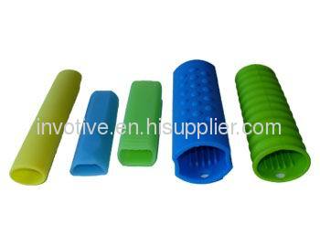 Silicone pot handle