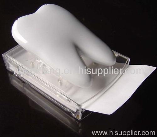 Tooth shaped plastic memo holder