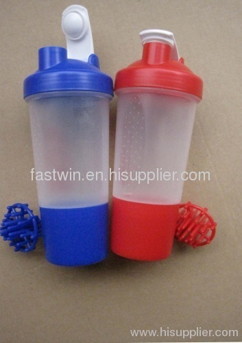 500ml shaker bottle with plastic mixing ball BPA FREE