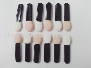 eyeshadow sponge & applicator 