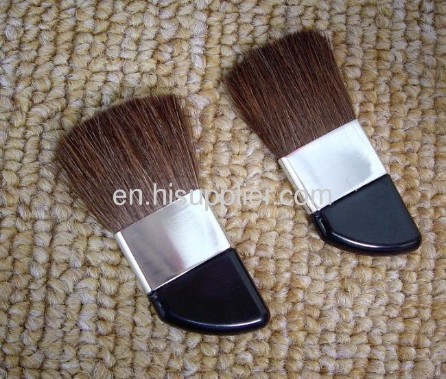 Mini Compact Bronzer Brush with Angled plastic handle