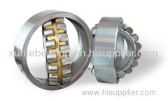 Self-aligning roller bearing