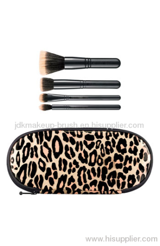 New Arrival!!Perfectly Plush Essential Brush Kit