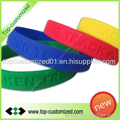 Fashion debossed silicone bracelet