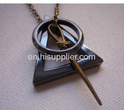 Wholesale Fashion Wooden Deathly Hallows Harry Potter Necklace Cheap
