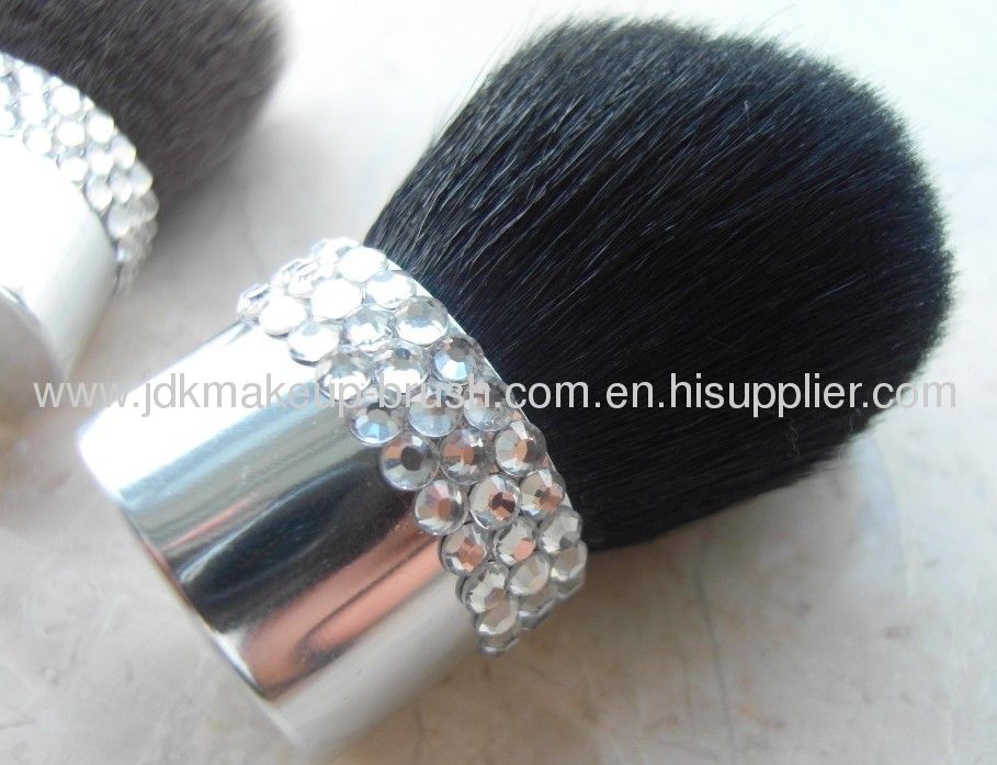 Luxurious Kabuki Brush with Rhinestone