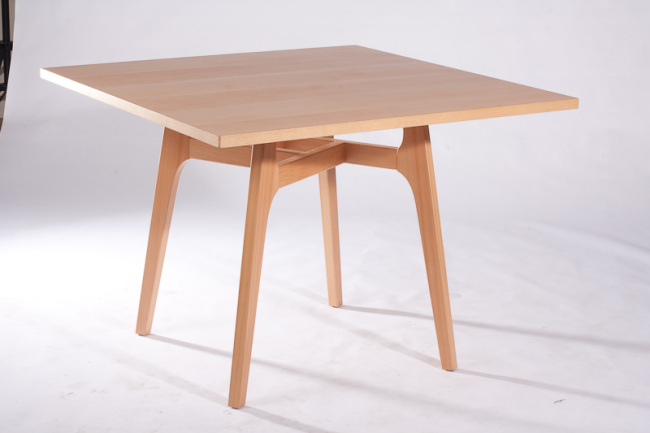 classic fine non-foldable wooden round dining tables
