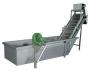 Fruit and vegetable cleaning machine for fruit juice processing