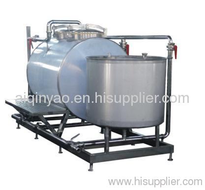 CIP cleaning machine for food production equipment