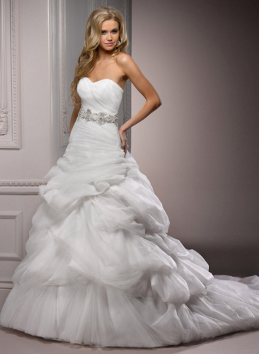 Wedding gown 2013