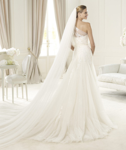 Wedding gowns newest designs A line strapless gown
