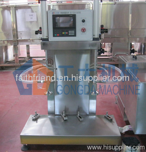 Keg filling machine with single , double heads