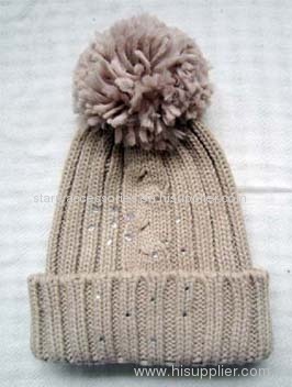 Acrylic knitted hat with diamond