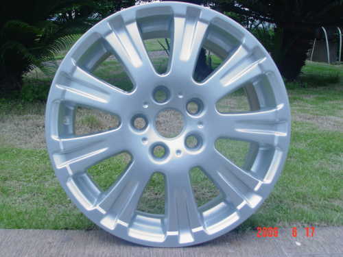 Alloy wheel