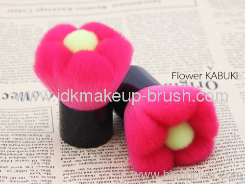 Flower Shape Kabuki Powder Brush