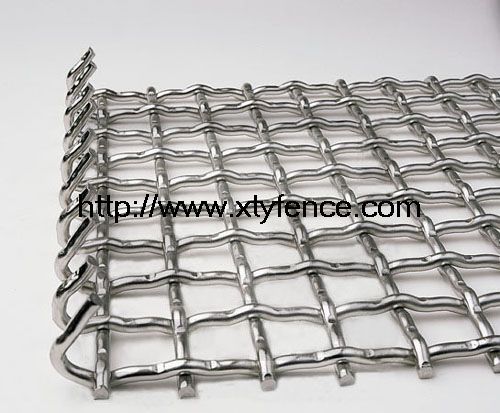 Square crimpled mesh