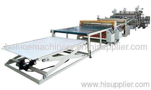 Widely used plastic hollow board production line