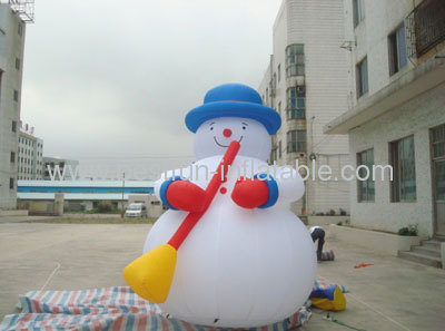 Giant Inflatable Snow Man