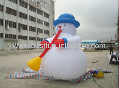 Giant Inflatable Snow Man