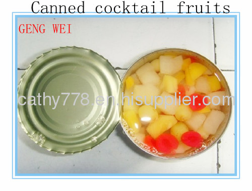 Canned cocktail fruits