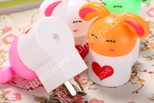 popular cute light-operated 5leds animal night light for gift promotion