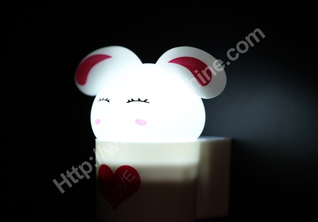 popular cute light-operated 5leds animal night light for gift promotion