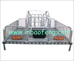 Elevated Farrowing Crate farming equipment