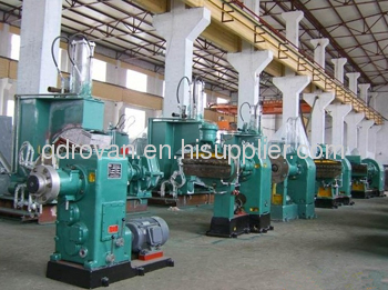 Hot feed rubber extruder 