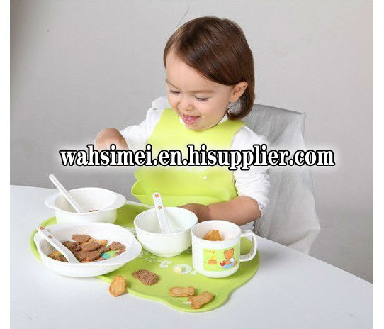 Newest silicone products for silicone table bib