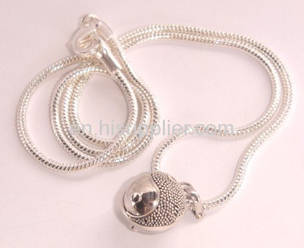 Delicate Vintage Style Shiny Silver Chime Ball Yin Yang Harmony Ball Pendant