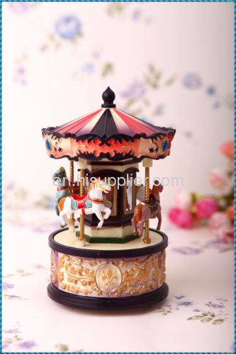 Plastic exquisite small Carousel music box carousel music box