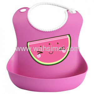 Much better than sew baby bib—fashion and newest silicone baby bib in wholesale