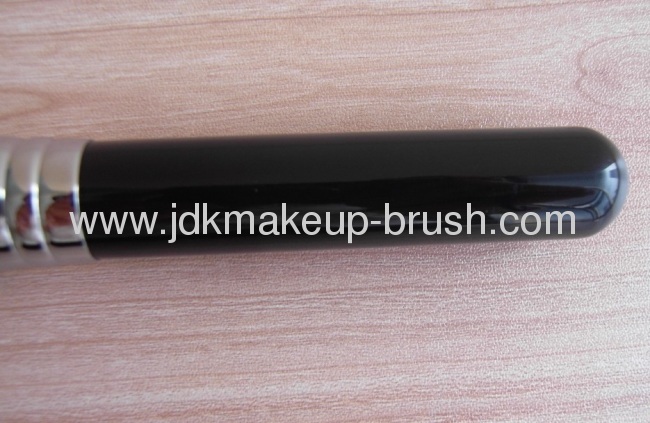 Cone Mineral Makeup Foundation brush 