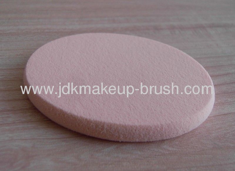 Professional Oval shape SBR cosmetic sponge