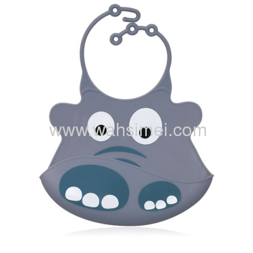 2013 New design famous silicone baby bibs