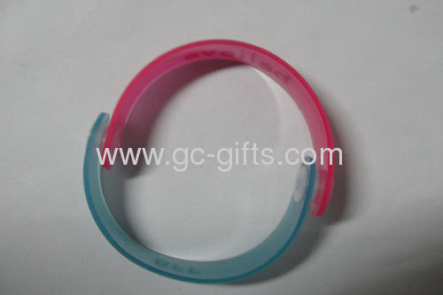 Silver painted debossed silicone bracelets