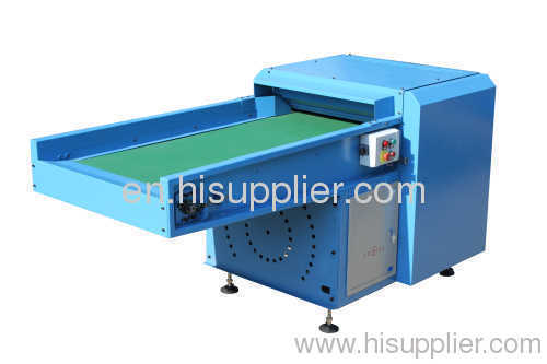 Polyester fiber opening machine