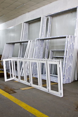 New design laminated white/black/silver/wood color PVC bi folding window and door with very good performance