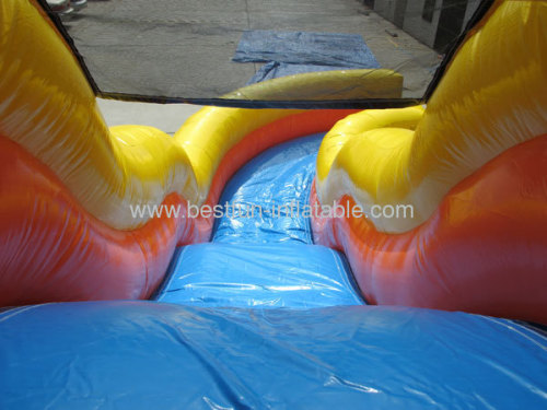 The Sidewinder Cruvy Water Slide