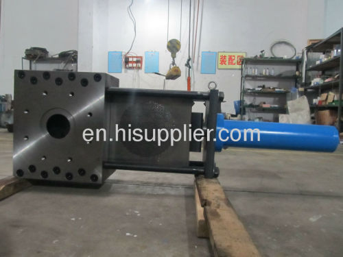 Discontinuous screen changer/panel screen changer