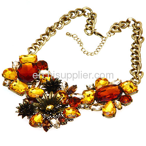 Wholesale Fashionable Costume Jewelry Big Crystal Stone Women Accessories Flower Collar Necklace