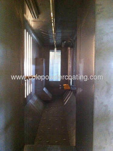 Double-position automatic spray booth