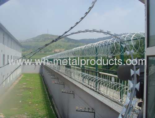 military use wire mesh fence